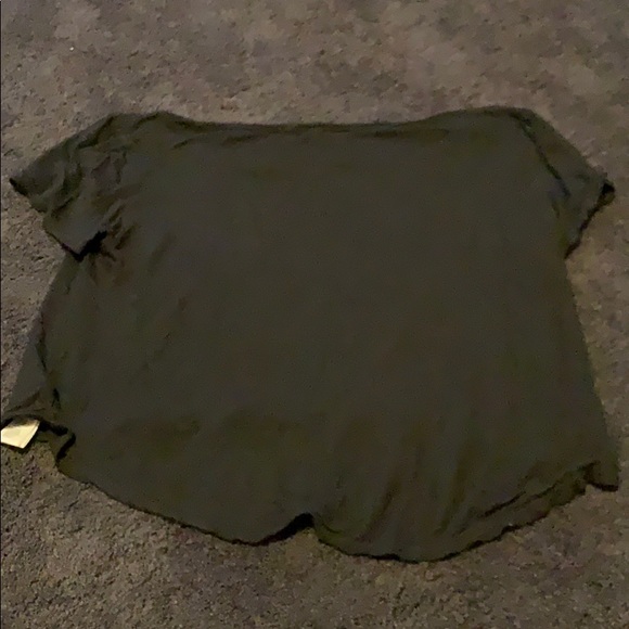 Top - Picture 2 of 2